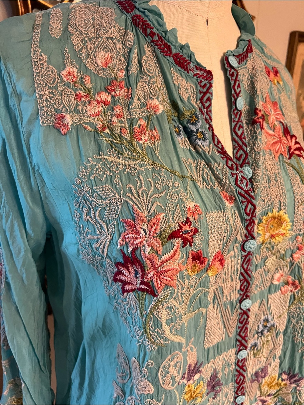 Johnny Was Embroidered silk Turquoise Floral Button-Front Women's Top - Picture 3 of 16